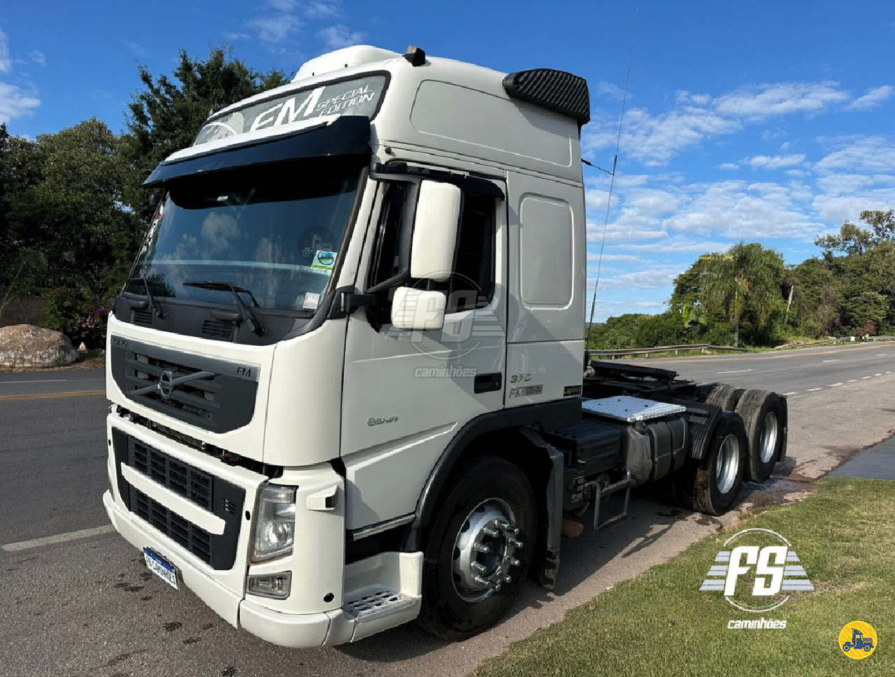 CAMINHAO VOLVO VOLVO FM 370 Chassis Cavalo 6x2 FS Caminhões PIEDADE SÃO PAULO SP